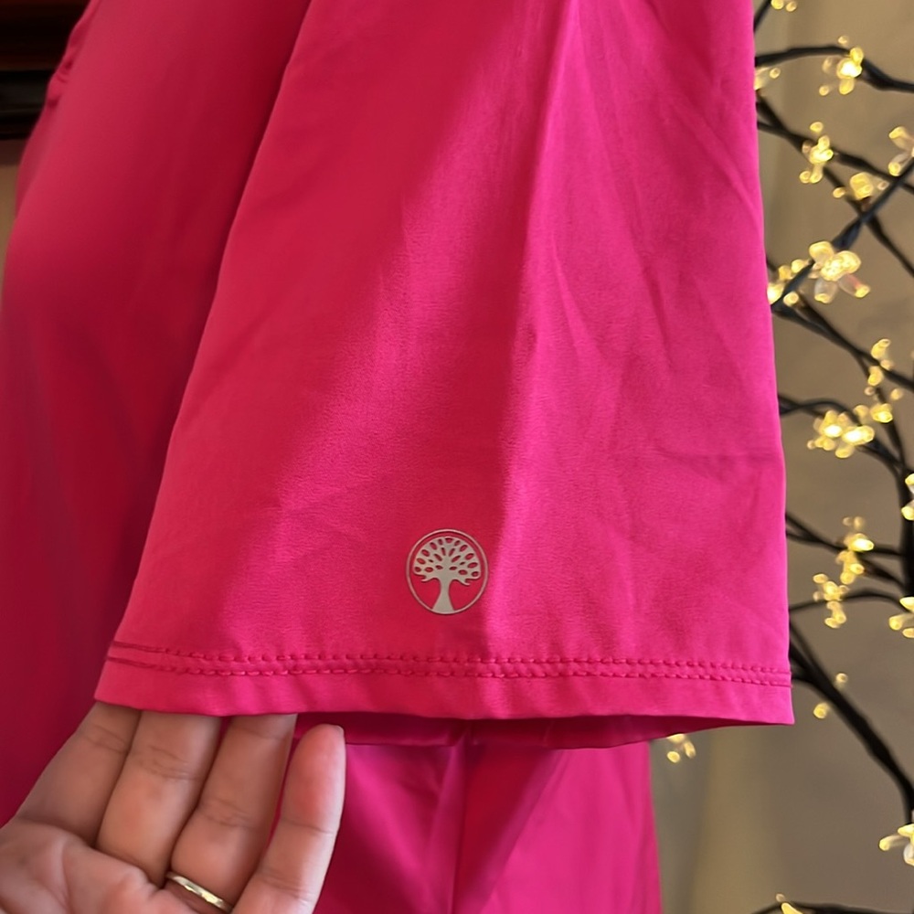 Healing Hands Pink Scrub Set - Picture 7 of 16